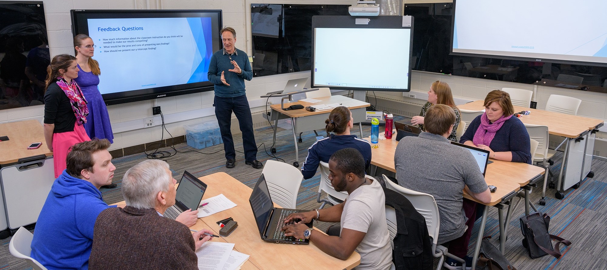 CEHD doctoral students engage in a graduate seminar with SOE mathematics education faculty.